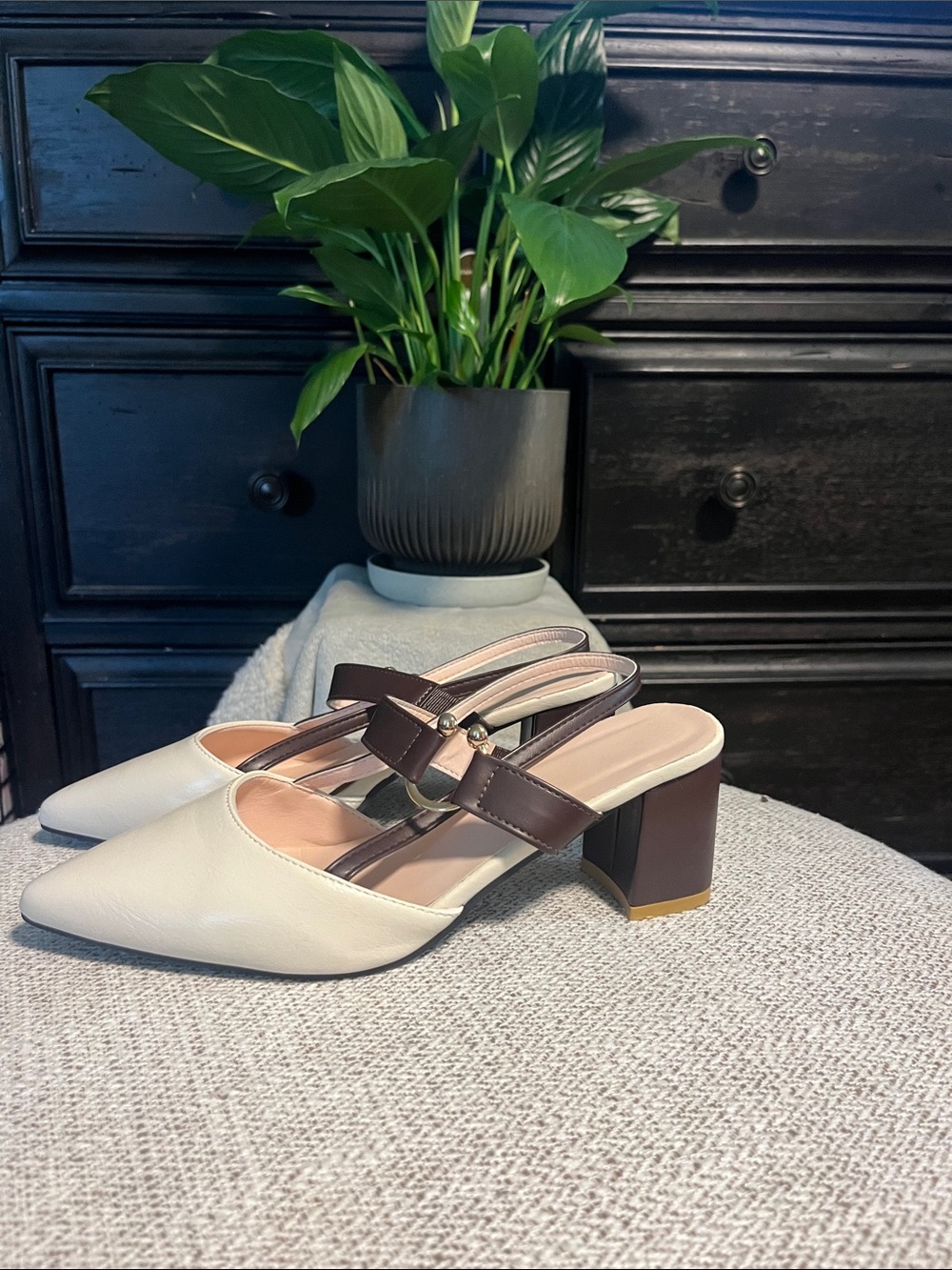 Women’s Two-Tone Pointed Toe Block Heel Slingback - Cream and Brown